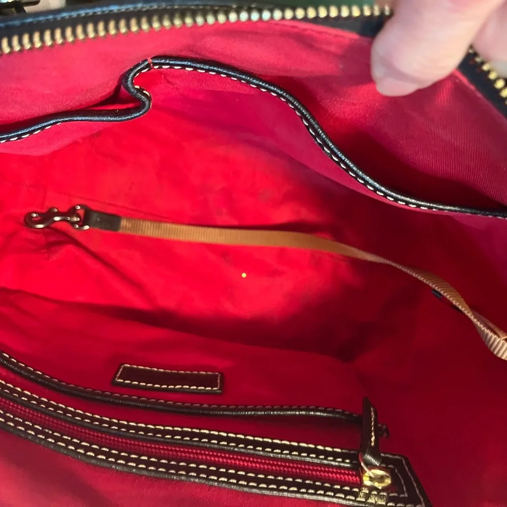 🥰Dooney & Bourke Saffiano Maxine Tote - Picture 10 of 10